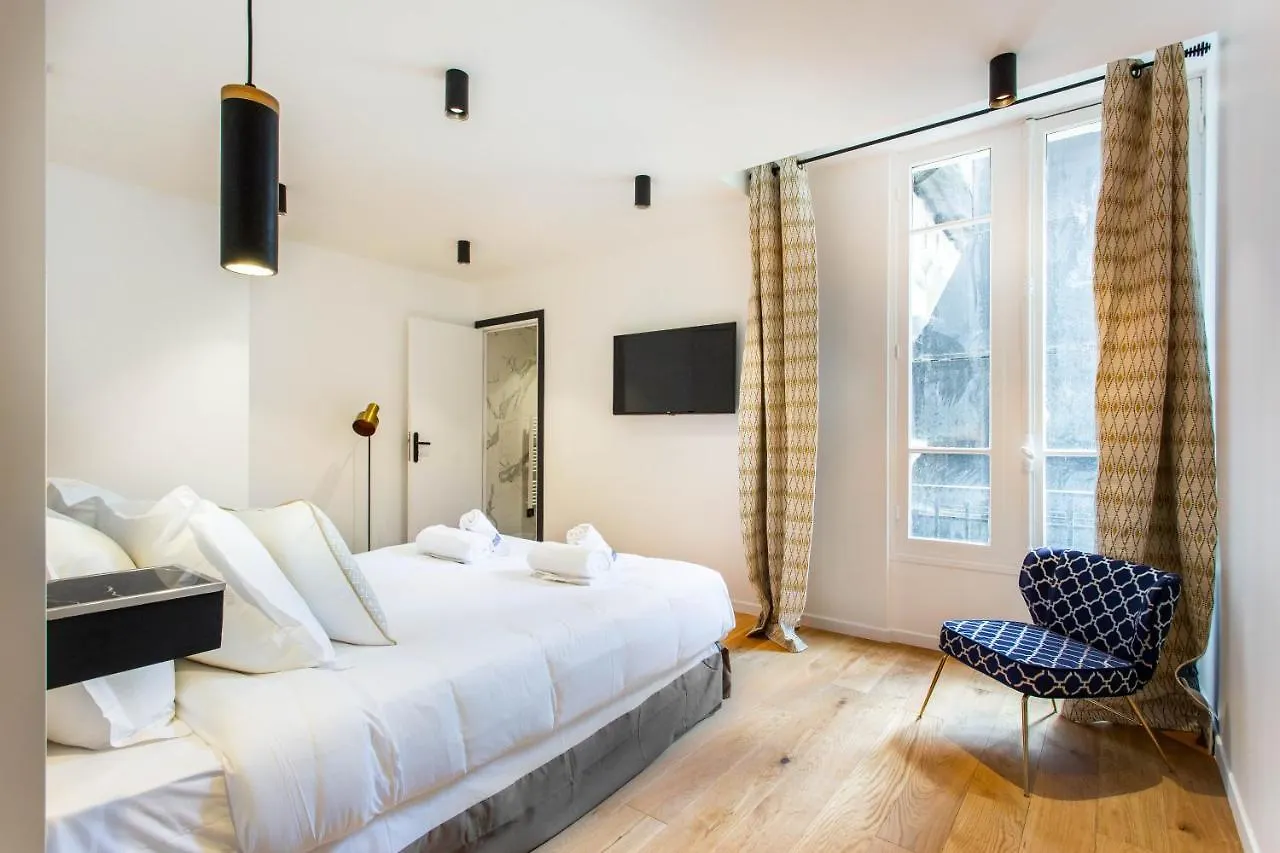 Cmg Champs Elysees - Boetie 6 Paris Daire
